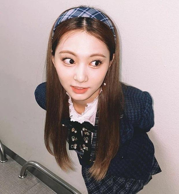 Sao Hàn để lông mi chân nhện: Chungha bị chê, trùm cuối là Park Bom-4