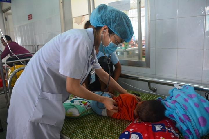 Bệnh tay chân miệng bùng phát mạnh ở Quảng Nam, Quảng Ngãi-3