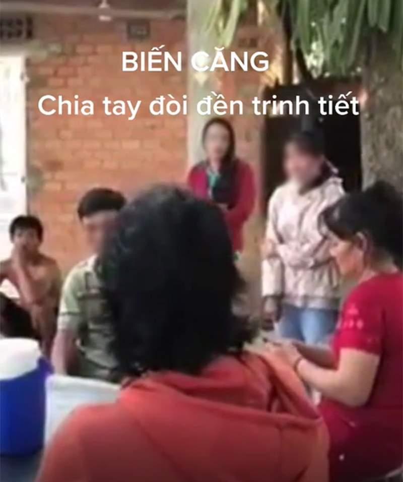 Cặp đôi vừa lấy đã ly hôn, mẹ chồng đòi vàng, con dâu đòi trinh-1