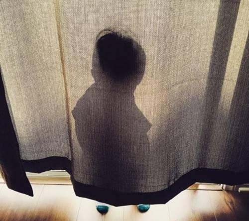 Phì cười với kiểu trốn tìm giấu đầu hở đuôi của các em bé-6