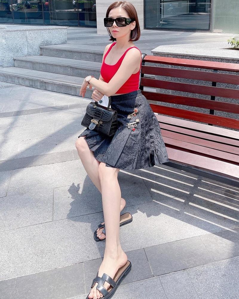 Lệ Quyên - Phạm Quỳnh Anh lên đồ hack tuổi như gái xuân thì-4