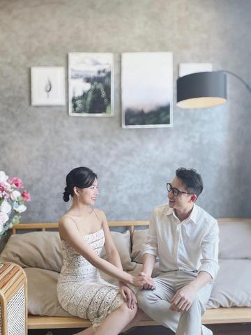 Nhan sắc nóng bỏng của vợ sắp cưới Phan Mạnh Quỳnh-1
