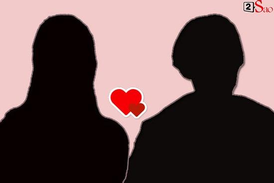 HOT: Nữ ca sĩ 9X hẹn hò 'phi công' sau mối tình 8 năm đình đám