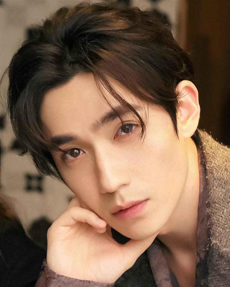 Bộ 3 nam thần bị công ty kìm kẹp, chật vật tìm cơ hội tỏa sáng-5