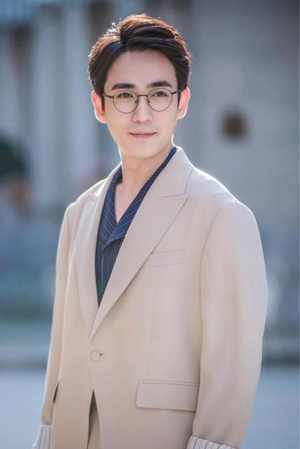 Bộ 3 nam thần bị công ty kìm kẹp, chật vật tìm cơ hội tỏa sáng-6