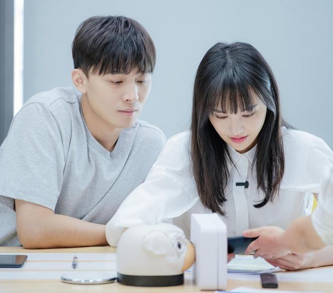 Hình ảnh hiếm của con gái Trịnh Sảng-2