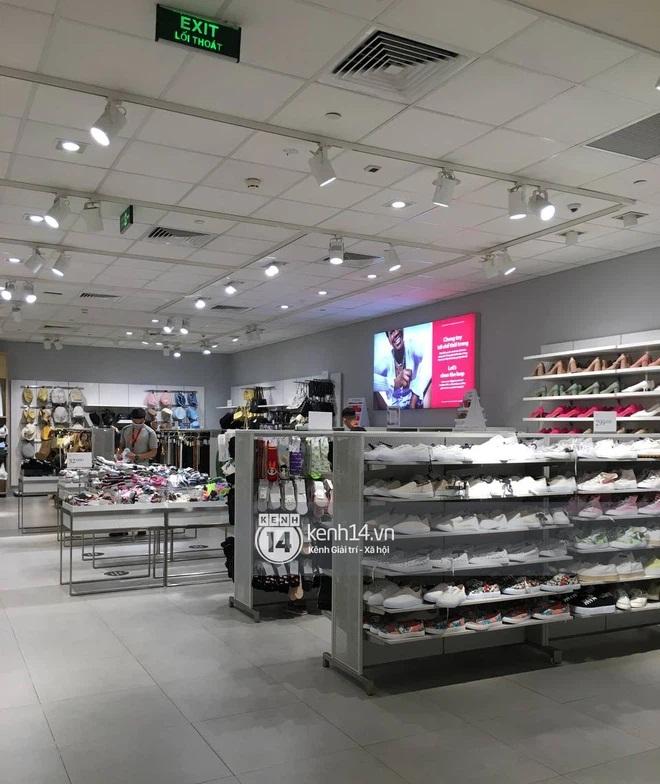 Loạt store H&M Việt Nam lúc này: Hà Nội khá vắng vẻ, TP.HCM vẫn đông đúc-2