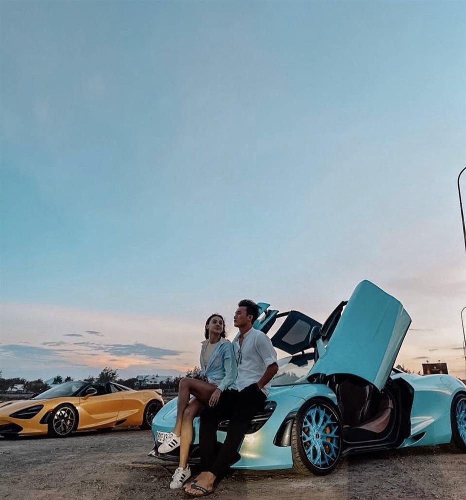 Bùi Tiến Dũng cưỡi siêu xe mà đi đôi dép bị chê quá phèn-1