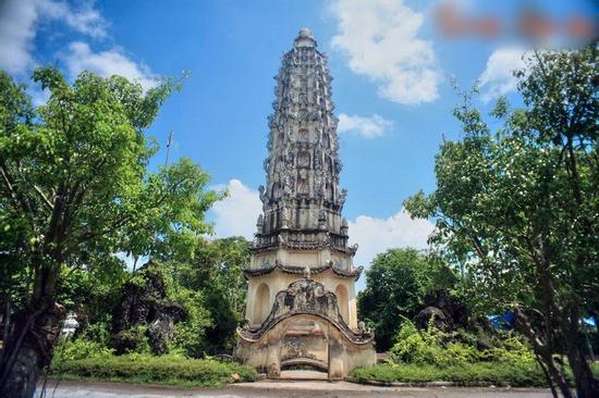 Độc lạ những ngôi chùa mang kiến trúc 'nửa Tây nửa ta' ở Việt Nam