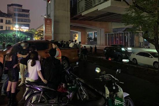 Nửa đêm, thanh niên cầm gạch đập nữ công nhân môi trường tử vong