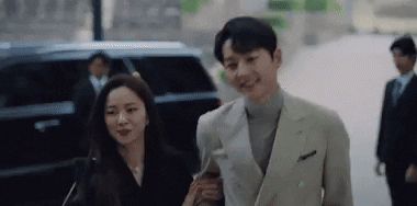 Bấn loạn nụ hôn đầu tiên giữa luật sư và mafia, rating Vincenzo tăng vọt-1