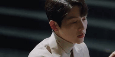 Bấn loạn nụ hôn đầu tiên giữa luật sư và mafia, rating Vincenzo tăng vọt-3