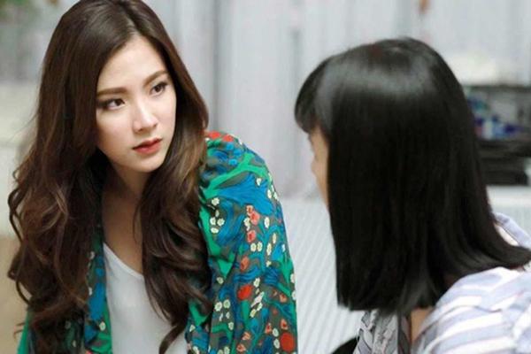 Thấy tin nhắn của khách hàng trong điện thoại người yêu, cô gái sốc nặng-3