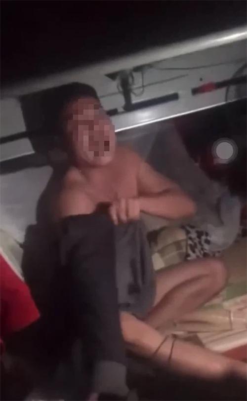 Lõa thể trong gầm ô tô với vợ người ta vẫn cố cãi: Tao không sai-2