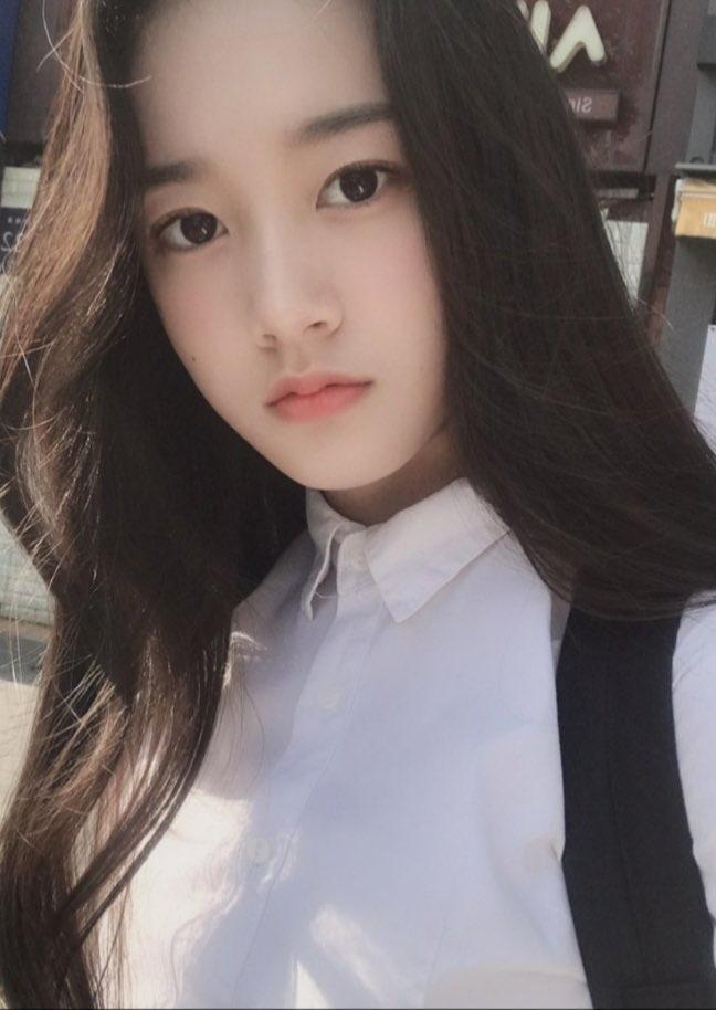 Tân binh 2004 vừa ra mắt đã đánh lẻ nhờ visual đẹp liêu xiêu-10