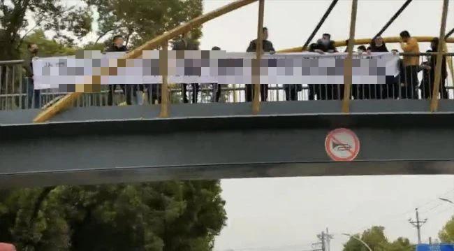 Nữ sinh 12 tuổi nhảy từ tầng 32 tử vong, nghi do bị giáo viên bạo hành-2