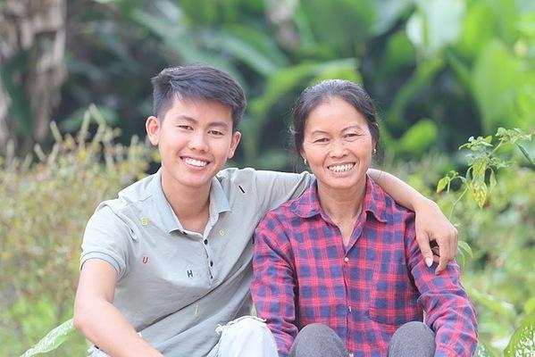 Mẹ đơn thân từng bị xã hội dè bỉu, giờ đây có con là tiến sĩ tại Pháp-6