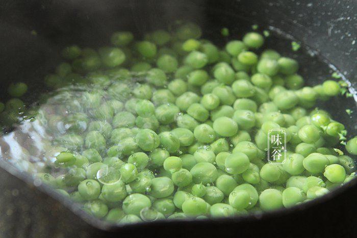 Thịt băm xào với hạt này vừa ngon, trôi cơm lại bổ dưỡng gấp nhiều lần-2