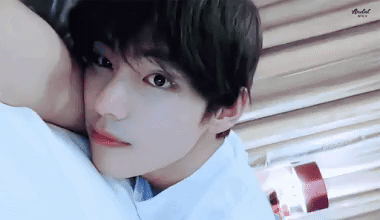 Sang chấn với lý do V BTS sợ selfie dù sở hữu mặt tiền cực phẩm-10