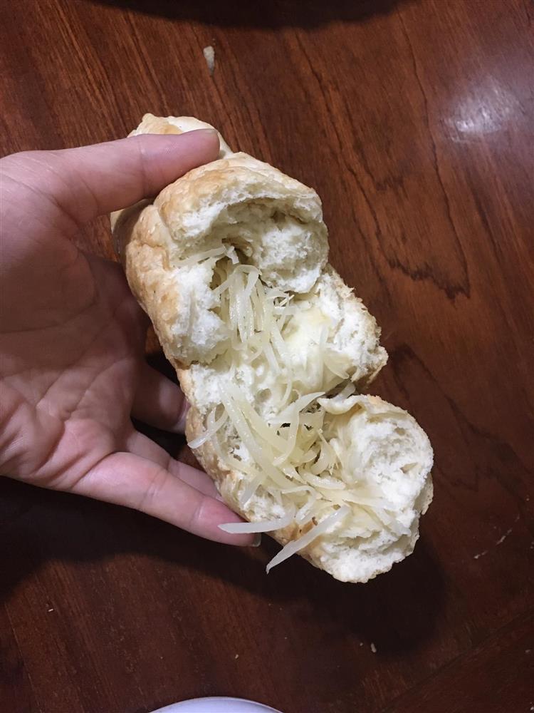 Hãng bánh mì nổi tiếng Thái Nguyên bị bóc phốt treo đầu dê, bán thịt chó-5