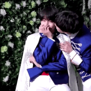 Đừng ngại chèo thuyền Taekook nữa bởi ARMY đã có Jung leader bảo kê-5