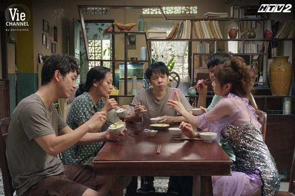 Cây Táo Nở Hoa tập 1: Nhã Phương khóa môi trai đẹp cuồng nhiệt-3