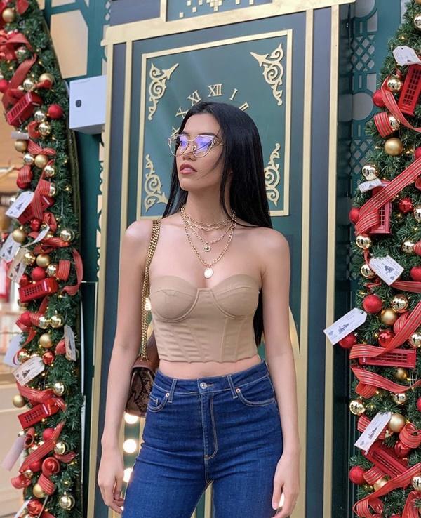 Gu thời trang nhìn là nóng của gái Việt 27 vừa chia tay tỷ phú 73-9