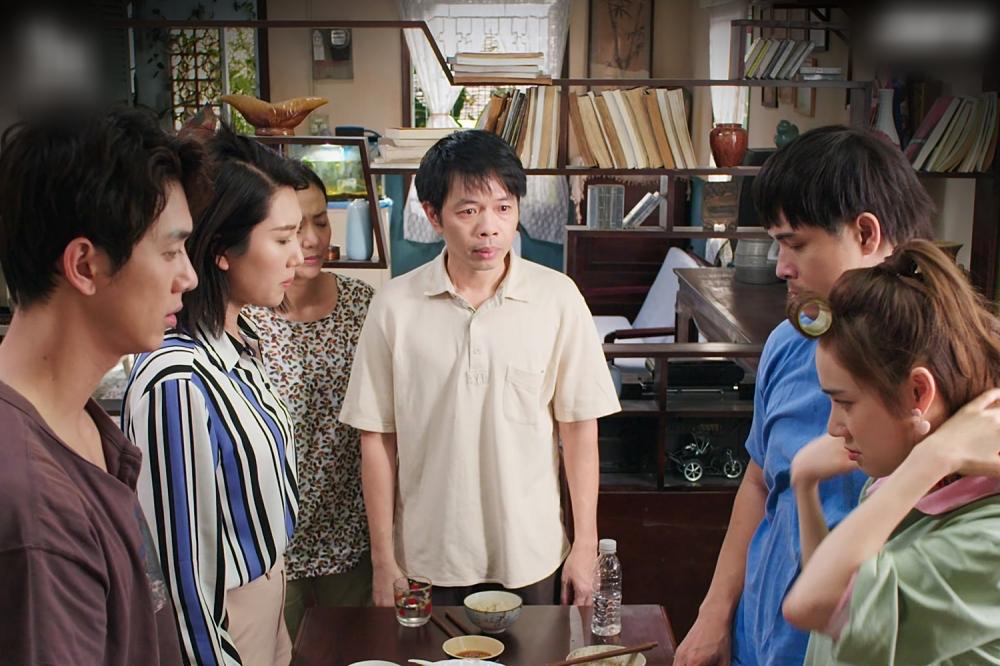 Cây Táo Nở Hoa tập 2: Đám tang bố, Nhã Phương kéo bạn đến làm lố-3