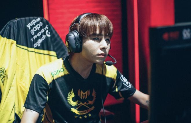 Cộng đồng LMHT giận dữ, hả hê trước án phạt Zeros-1