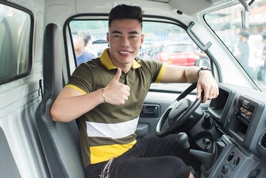 Lê Dương Bảo Lâm 'không dám ra đường' sau 14 lần thi rớt bằng lái