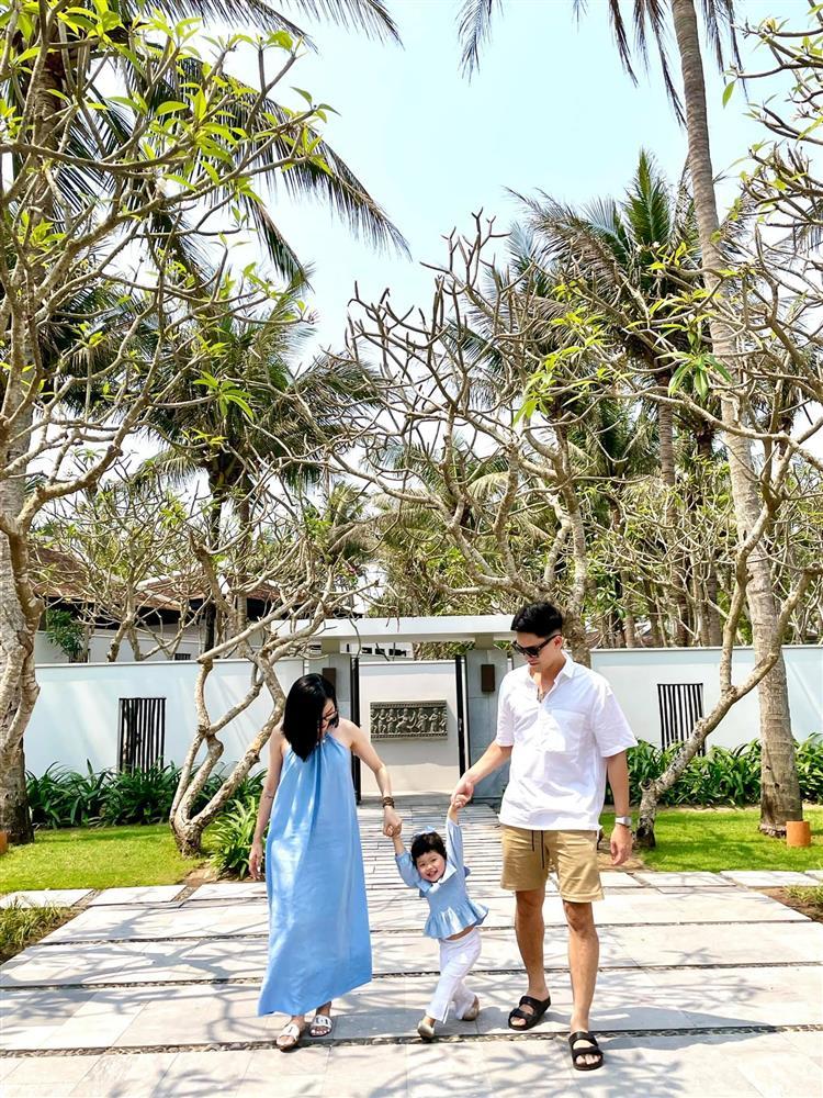 Lấy chồng cơ trưởng, em gái Quang Vinh có cuộc sống thế nào?-9