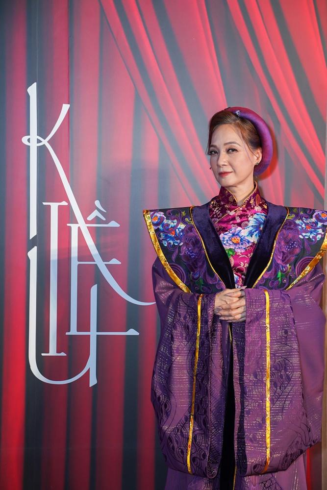 Trình Mỹ Duyên khóc nức nở vì chưa thoát nổi vai Kiều-6