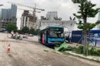 Xe buýt lao lên vỉa hè đâm người đi bộ tử vong ở Hà Nội
