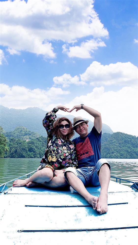 Trước khi lao lý, vợ đại gia và Kinh Quốc tình tứ như uyên ương-4