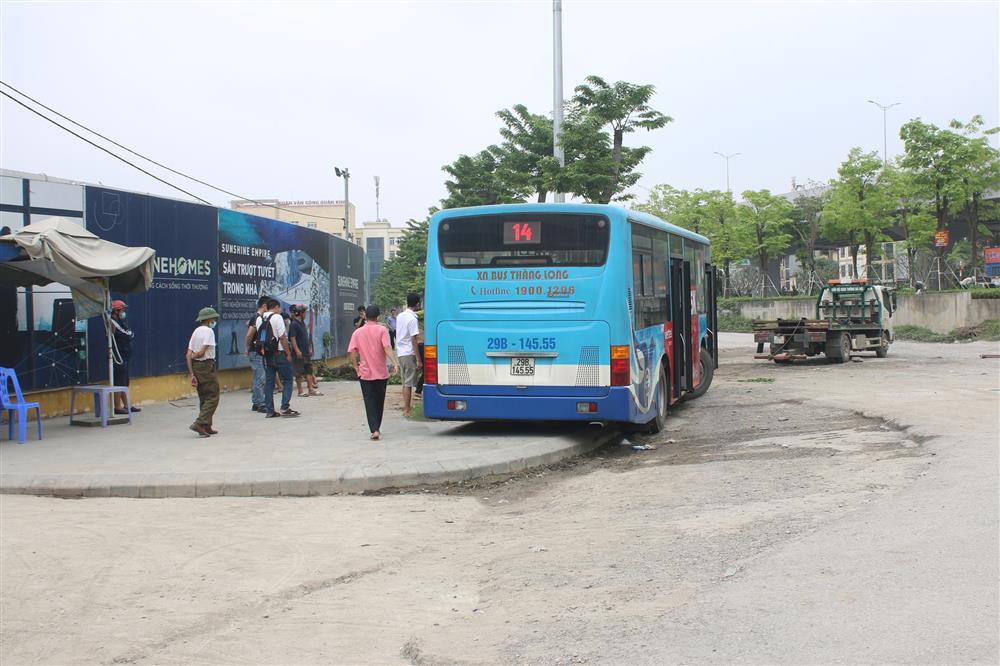 Nhân chứng vụ xe buýt đâm chết người: Mặt cắt không ra máu-1