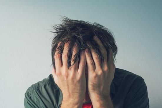 Những ngày cuối tháng 2 âm, con giáp cẩn thận rạn nứt hôn nhân