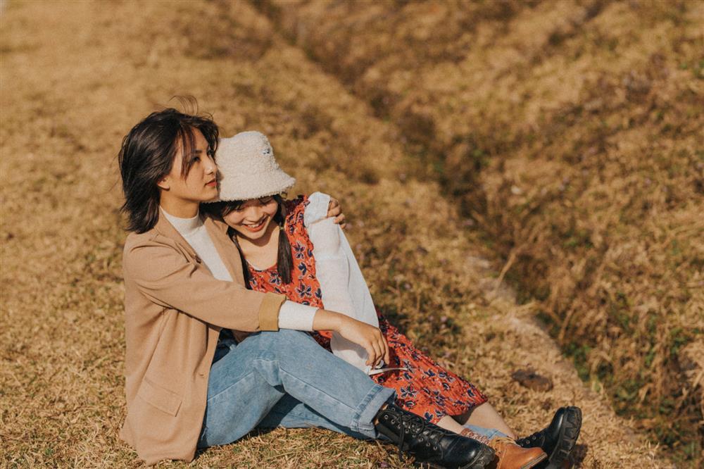 Khoảnh khắc lãng mạn hơn cả yêu của cặp bạn thân 10X quen nhau qua mạng xã hội-7