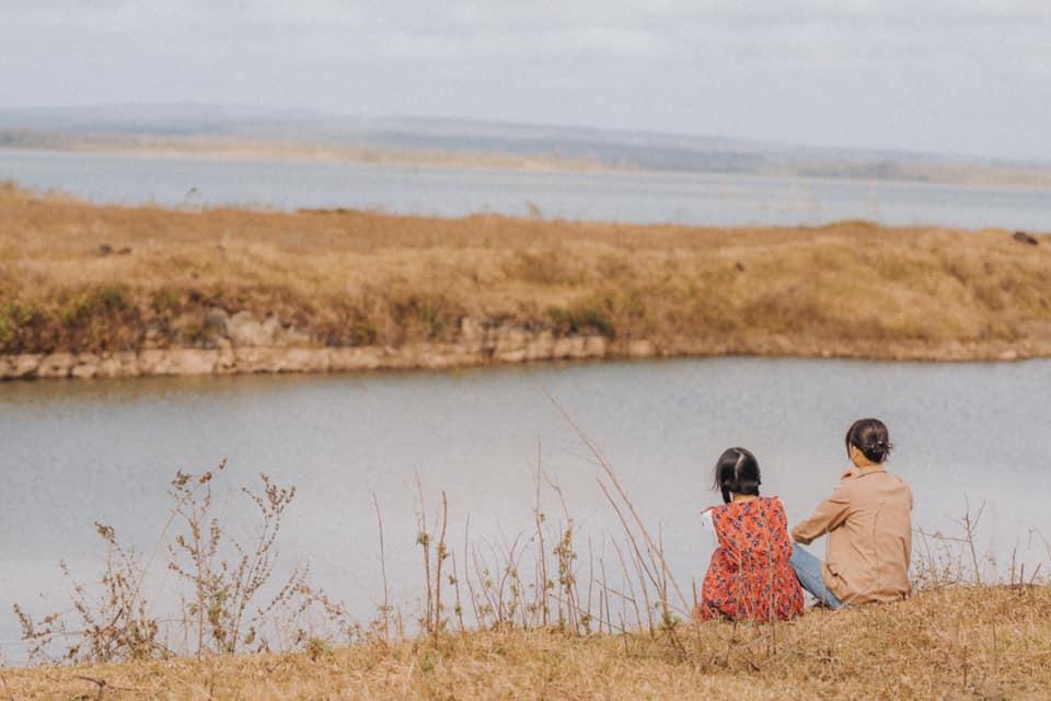 Khoảnh khắc lãng mạn hơn cả yêu của cặp bạn thân 10X quen nhau qua mạng xã hội-11