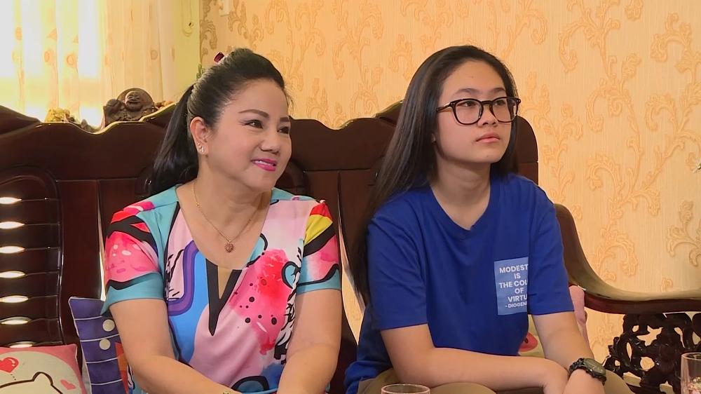 Nữ hoàng cát-xê Ngọc Ánh khóc nấc khi con gái 16 tuổi quyết không lấy chồng-3