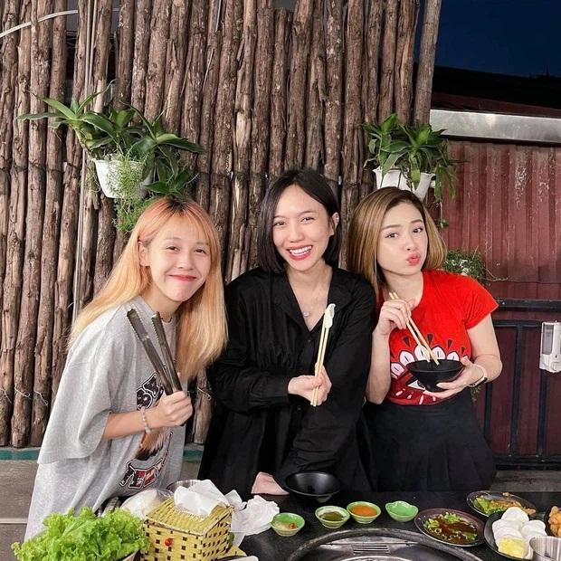 Mới 7 tháng không gặp, Hậu Hoàng - Dương Hoàng Yến đã cháy tóc khét lẹt-3