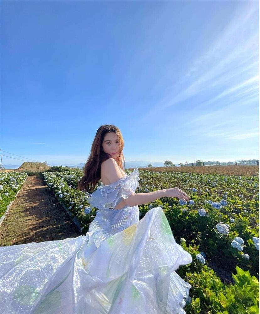 SAO MẶC ĐẸP: Mẹ ba con Hồ Ngọc Hà hóa công chúa chiếm spotlight-5