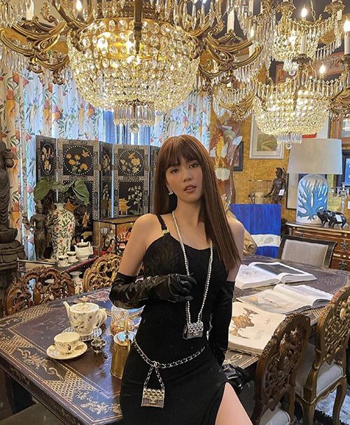 Sao Việt phát cuồng mẫu túi tí hon giá hàng chục triệu mà vô dụng-1