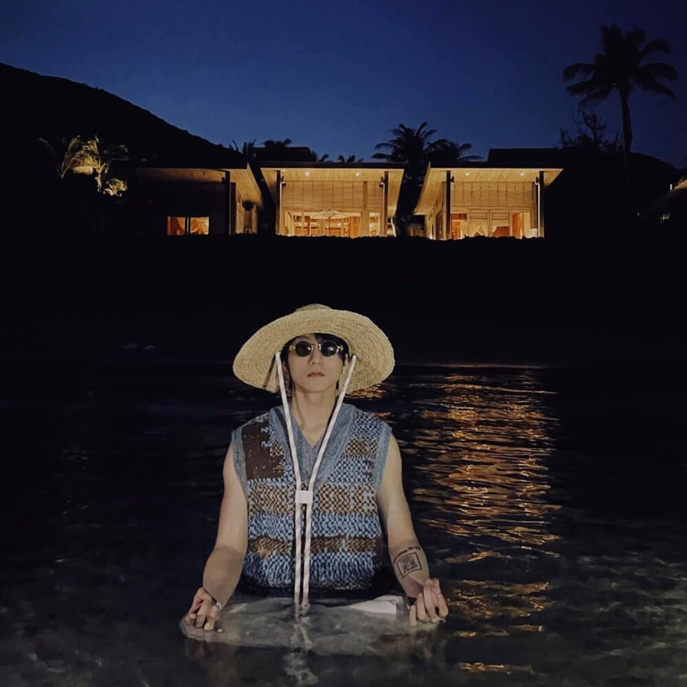 Sơn Tùng đăng ảnh ngồi thiền nửa đêm sau ồn ào với Hải Tú-1