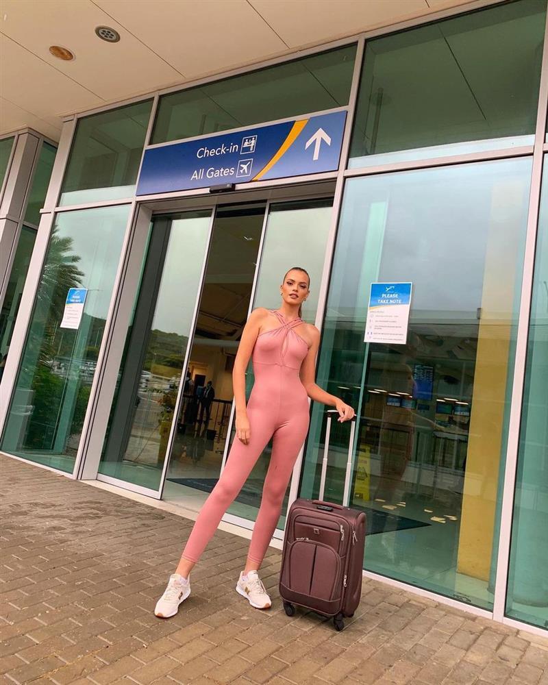 Đối thủ nặng ký của Khánh Vân mất điểm ngay lúc khởi hành-5