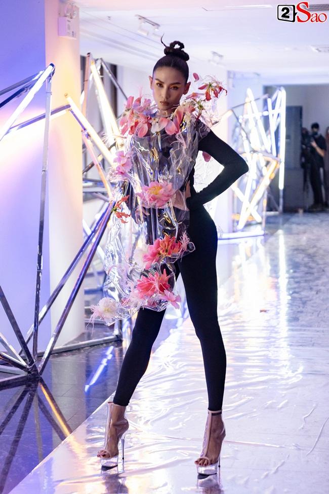 Dược sĩ Tiến đi sự kiện mà lồng lộn hơn cả vedette Võ Hoàng Yến-10