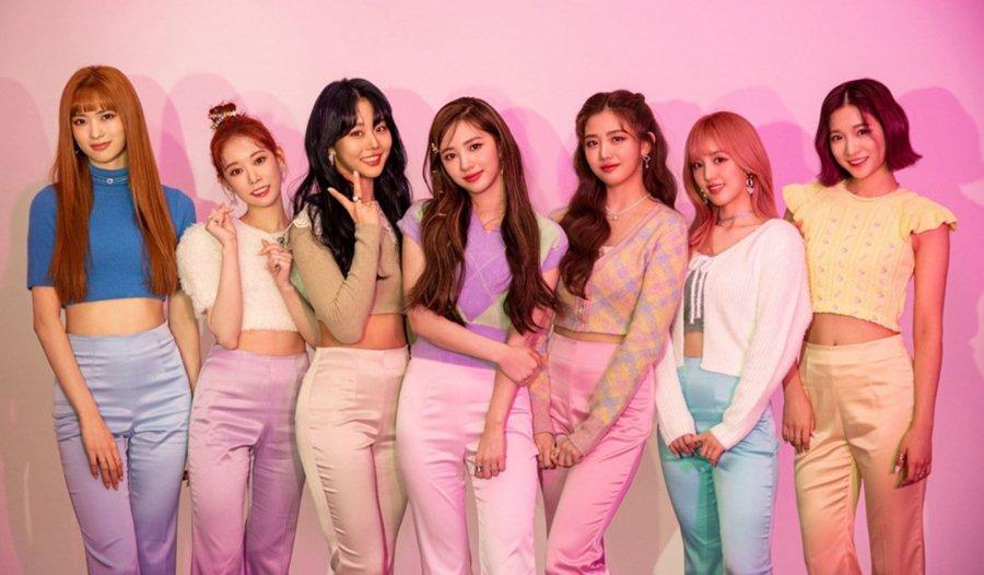 Nhóm nhạc nữ Cherry Bullet của công ty FNC Entertainment được đồn đoán sẽ tham gia 