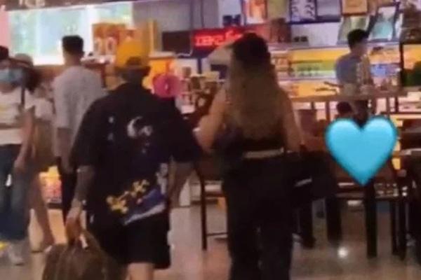 Mối tình sớm nở tối tàn của Binz - Cassie Trinh Võ-8