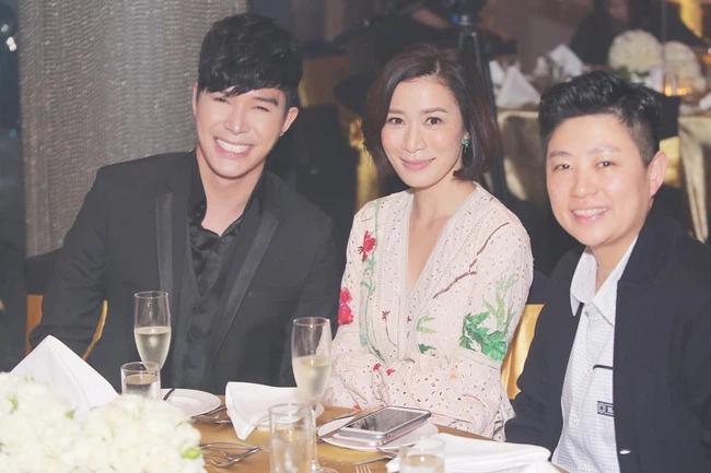 Đẳng cấp Nathan Lee: Hết dùng bữa với Cổ Thiên Lạc lại ngồi với Xa Thi Mạn-1