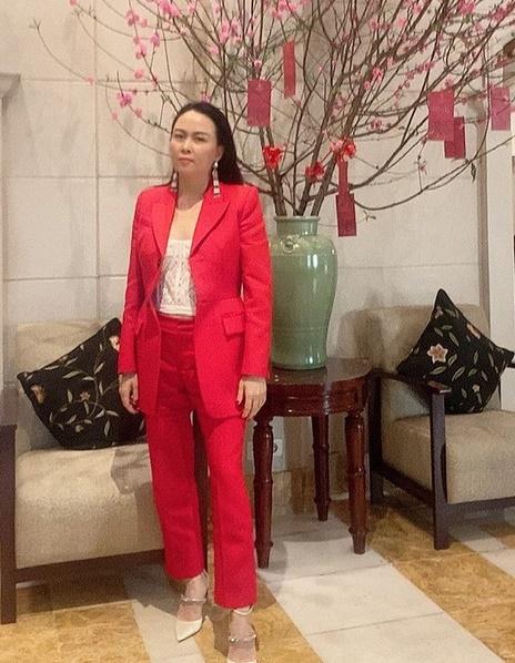 Chia tay Quách Ngọc Ngoan, gu thời trang Phượng Chanel lên hương-11