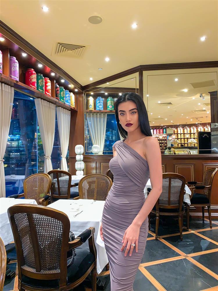 Gái Việt 27 chia tay tỷ phú 73 bất ngờ đi thi hoa hậu-3